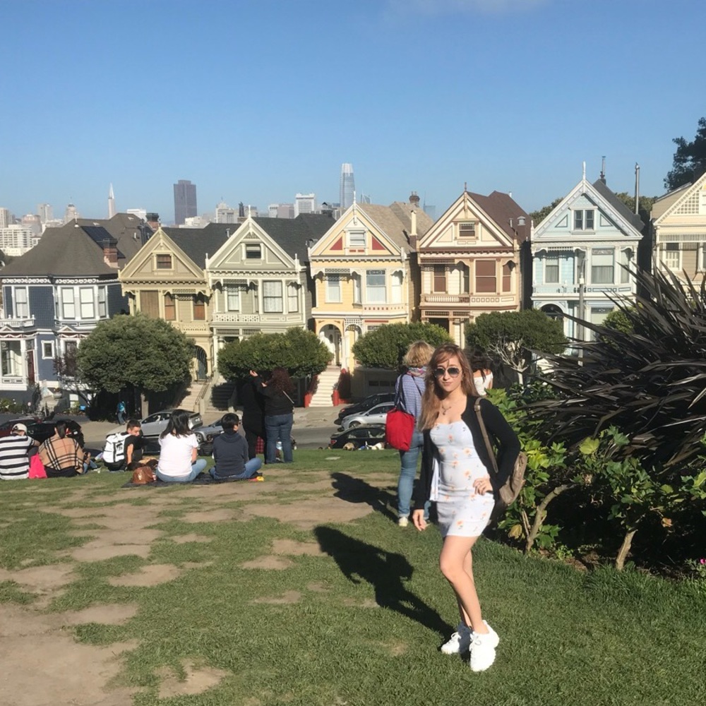 Meet your Posher, Nicole